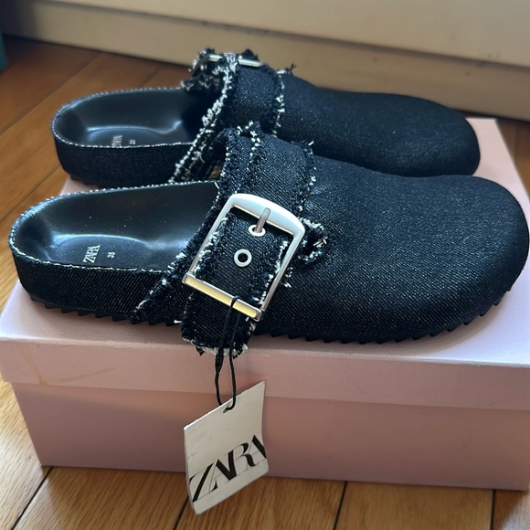 Dark Denim Zara Clogs - Picture 2 of 5